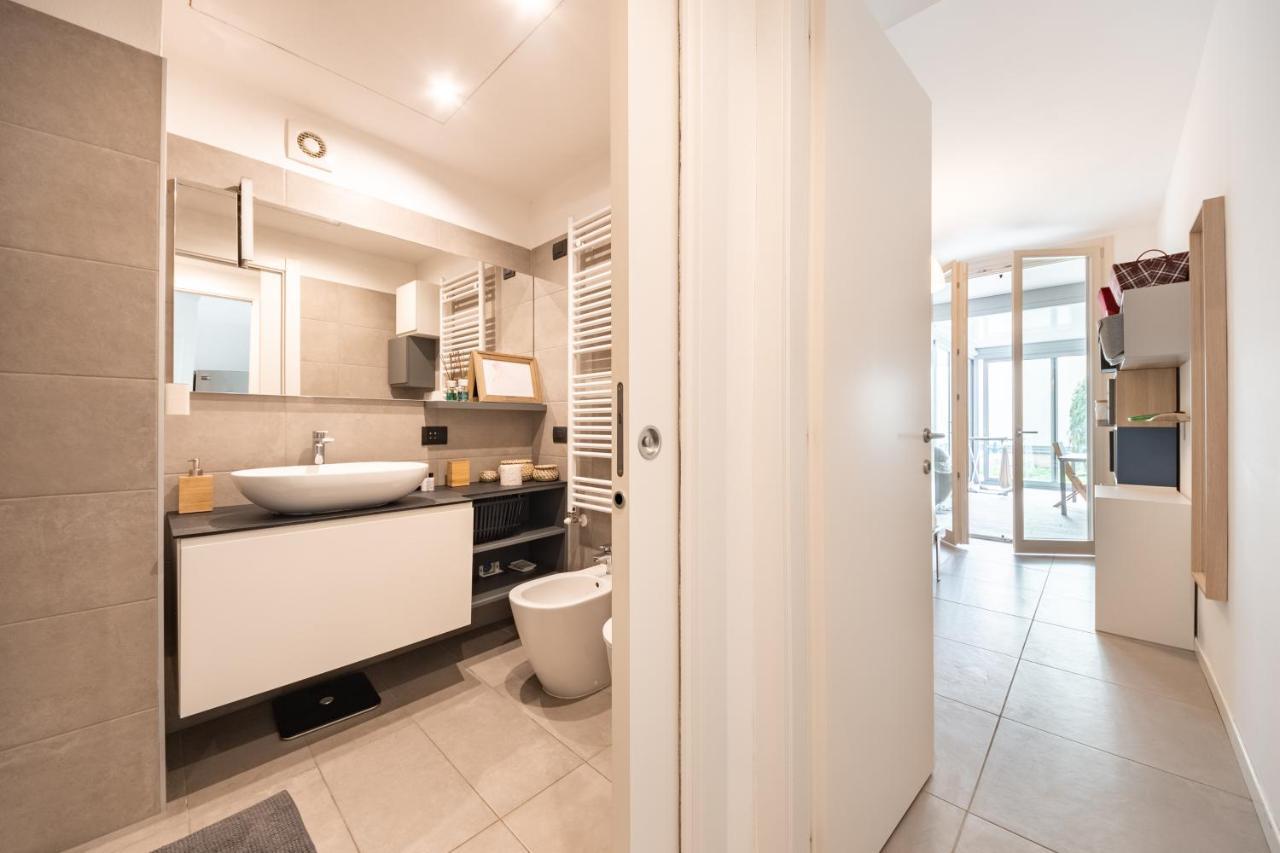 Renovated Apt With Garden & Veranda! Milão Exterior foto